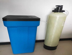 朔州市水处理老店全自动软化水设备冀诚科玻璃钢罐体